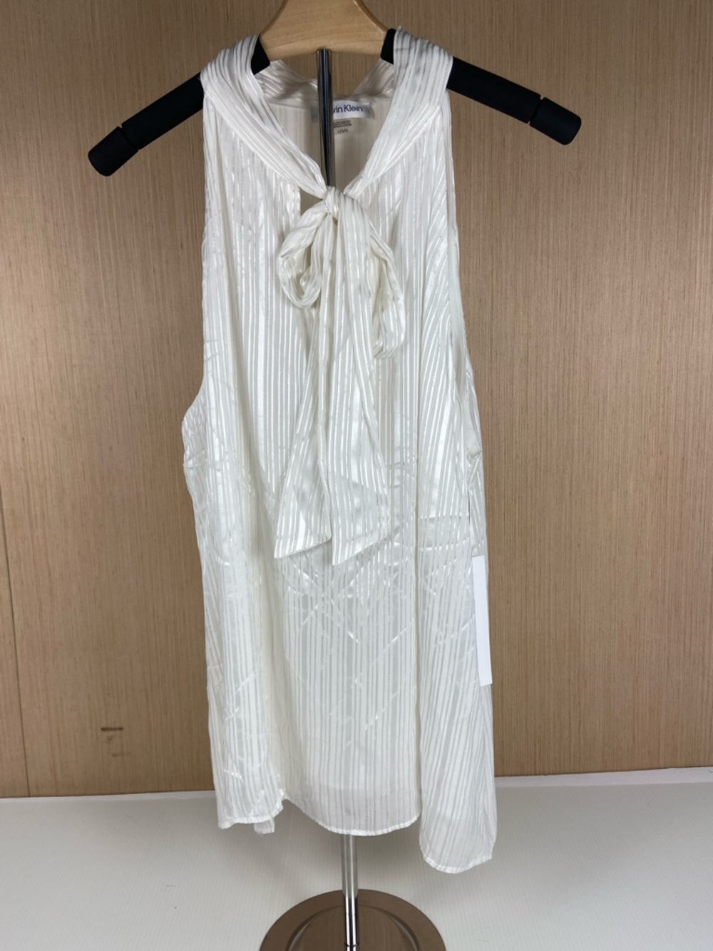 Calvin Klein Ivory Tie Neck Blouse L NWT Sleeveless Metallic Stripe Top
